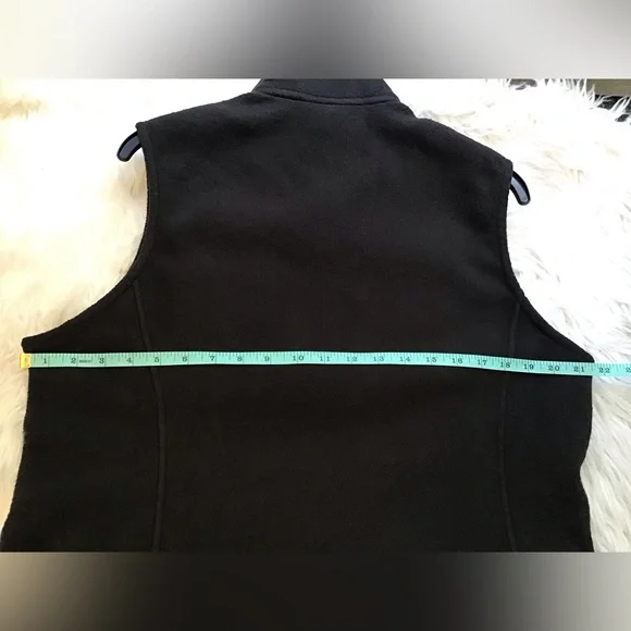 🏔Patagonia Women’s Synchilla Fleece Vest Black Size L Full Zip Outdoor Layer - Picture 12 of 12